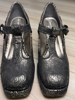 Circus by Sam Edelman Mary Jane Platform Heels Black Gold Size 9